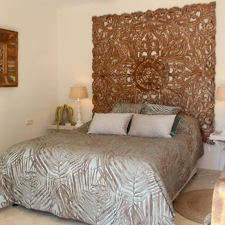 Luxury Tauro فندق مبيت وإفطار لا كالا ذي ميخاس