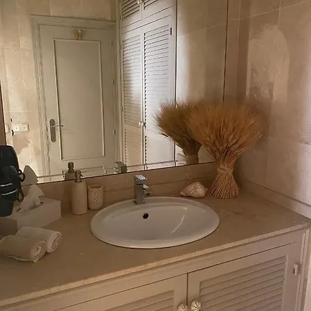 Luxury Tauro Отель типа 